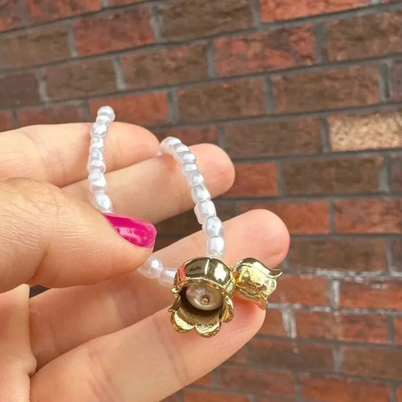 Anthropologie Freshwater Pearl Gold and White Beaded Bracelet - Picture 10 of 10